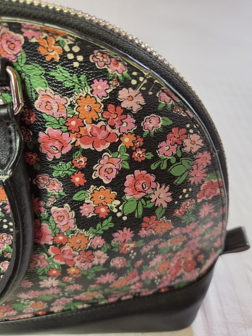 Coach Black Floral Dome Satchel with Pink & Green Bouquet - Picture 3 of 8